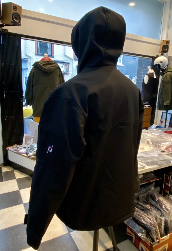 Northern Style ‘Ultra’ Overhead Smock, Black with Mod One logo - Image 7