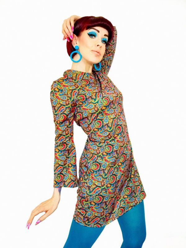 Love Her Madly ‘Jennifer’ Paisley Patterned Mod Dress - Image 2