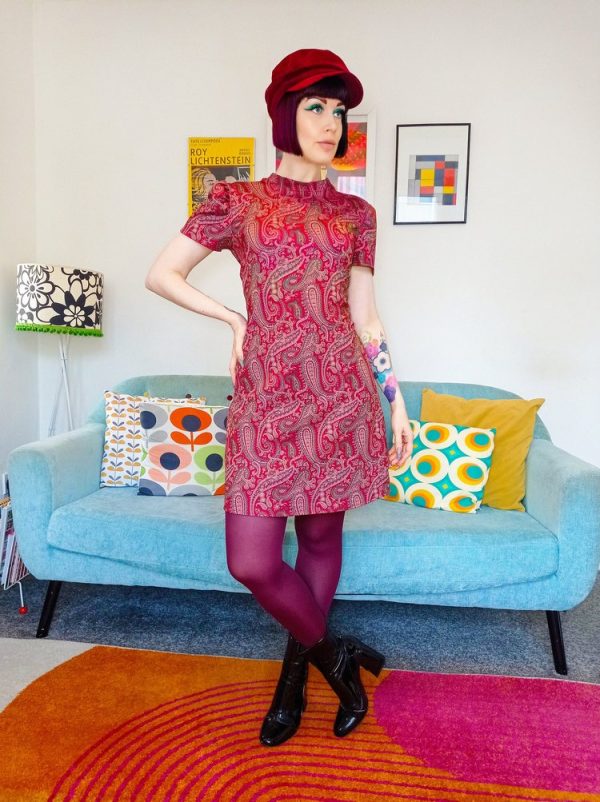 Love Her Madly ‘Ruby’ Paisley Patterned Mod Dress - Image 3